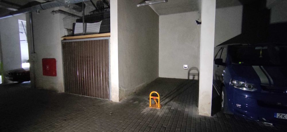 Okazja miejsce postojowe w hali garaż. centrum ul. Dzieci Wrzesińskich - Widok 6
