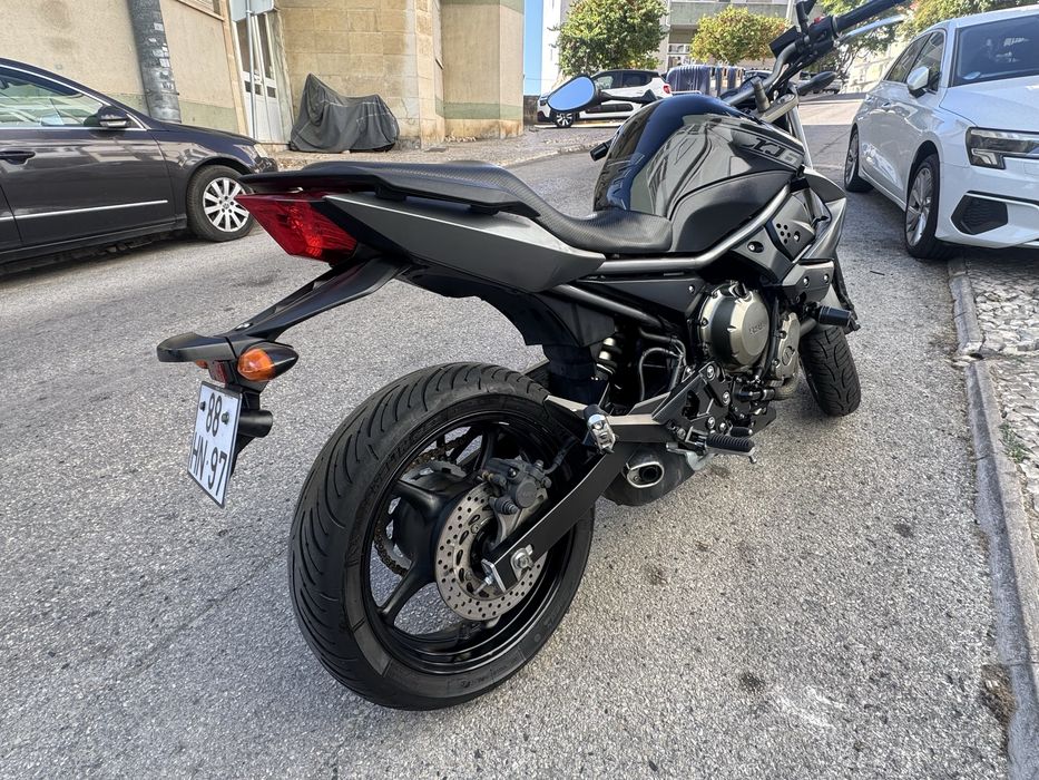 Moto xj600  3750€