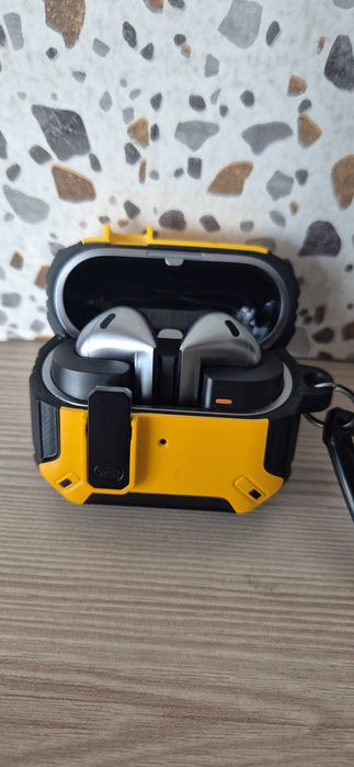 Продам класные Навушники Samsung Galaxy Buds3