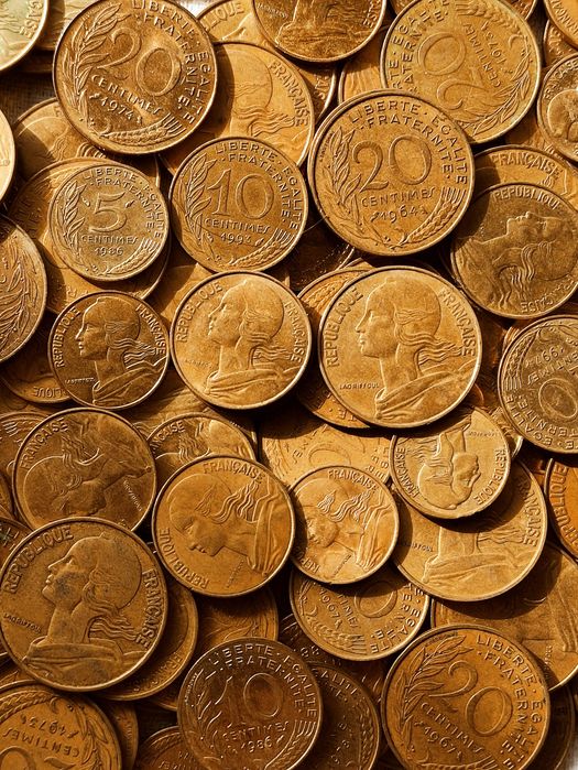 Погодовка Франция,Англия, Бельгия, Голландия, Финляндия.Монеты по году