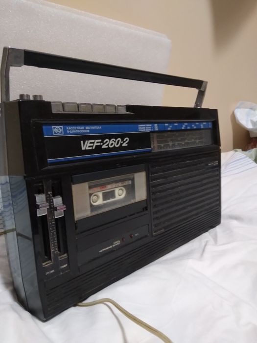Магнитола кассетная "VEF-260-2" ВЕФ-260-2".