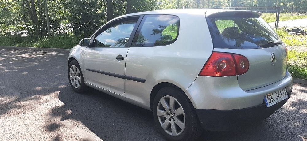 Sprzedam wolkswagen Golf 5 1.4 Benzyna