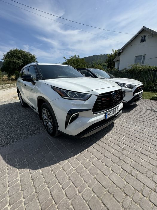 Оренда авто,весільний кортеж. Трансфер,поїздки по Україні та закордон.