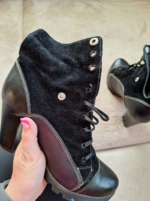 Продам кожанные сапоги Весна Шкіряні