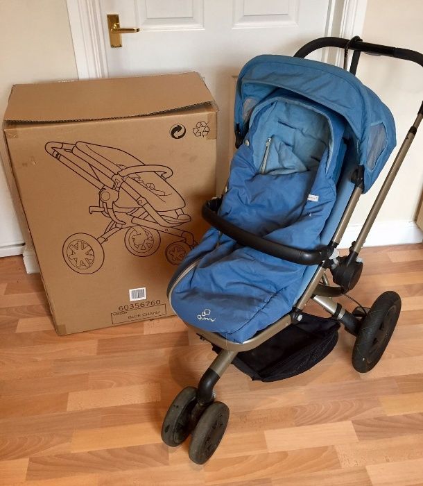 Conjunto carrinho Quinny Buzz (Azul) + Ovo Maxicosi (Azul Escuro)