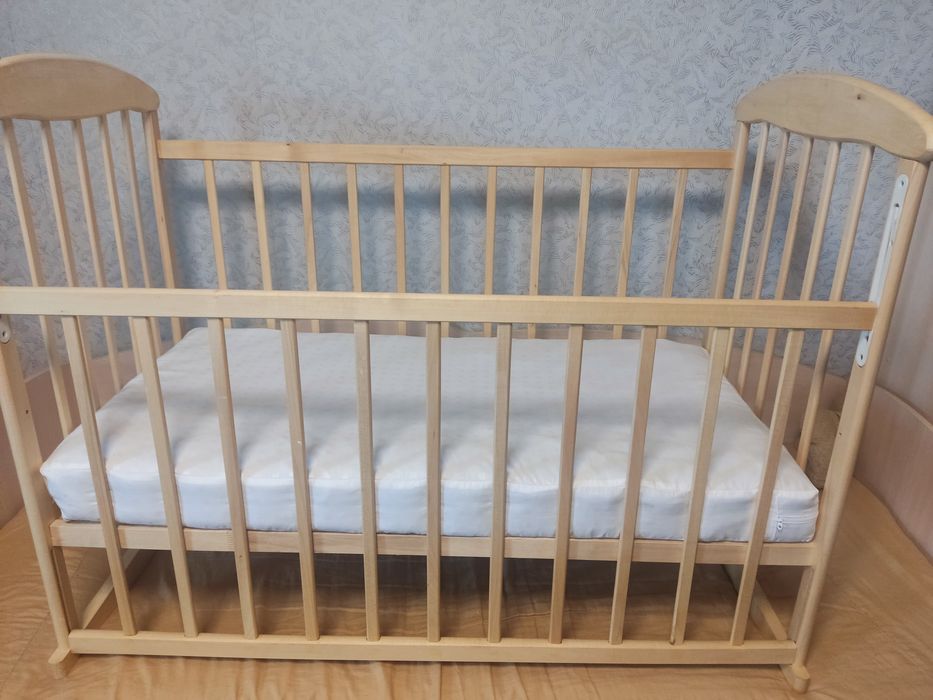 Продам дитяче ліжечко