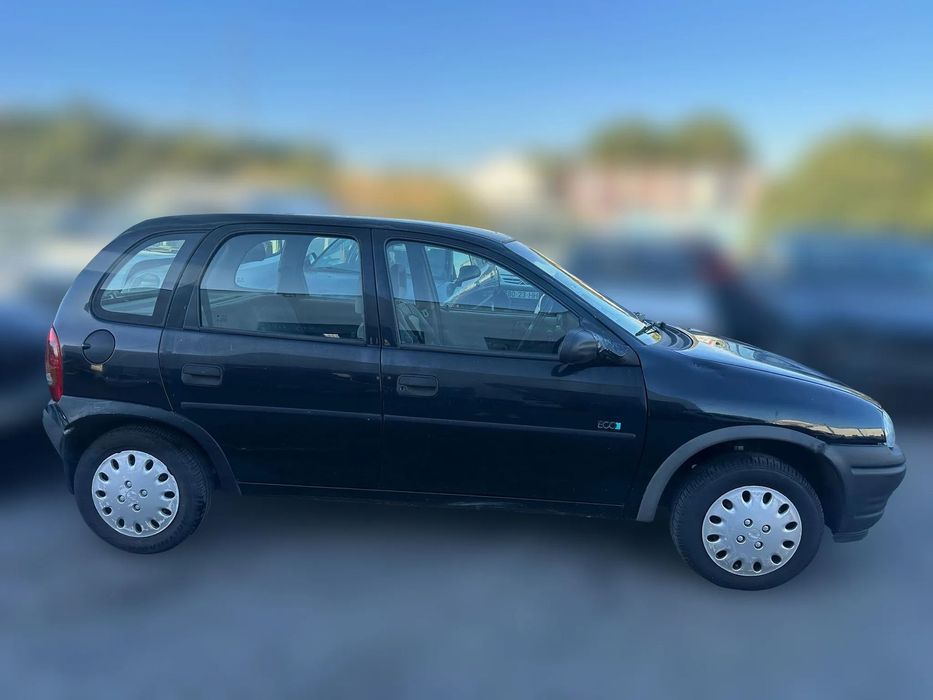 Opel Corsa B 1.2i 45 cv 1993 - 2000 Ref Motor X 12 SZ para peças