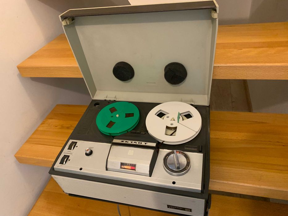 Sprzedam magnetofon szpulowy ZK 140