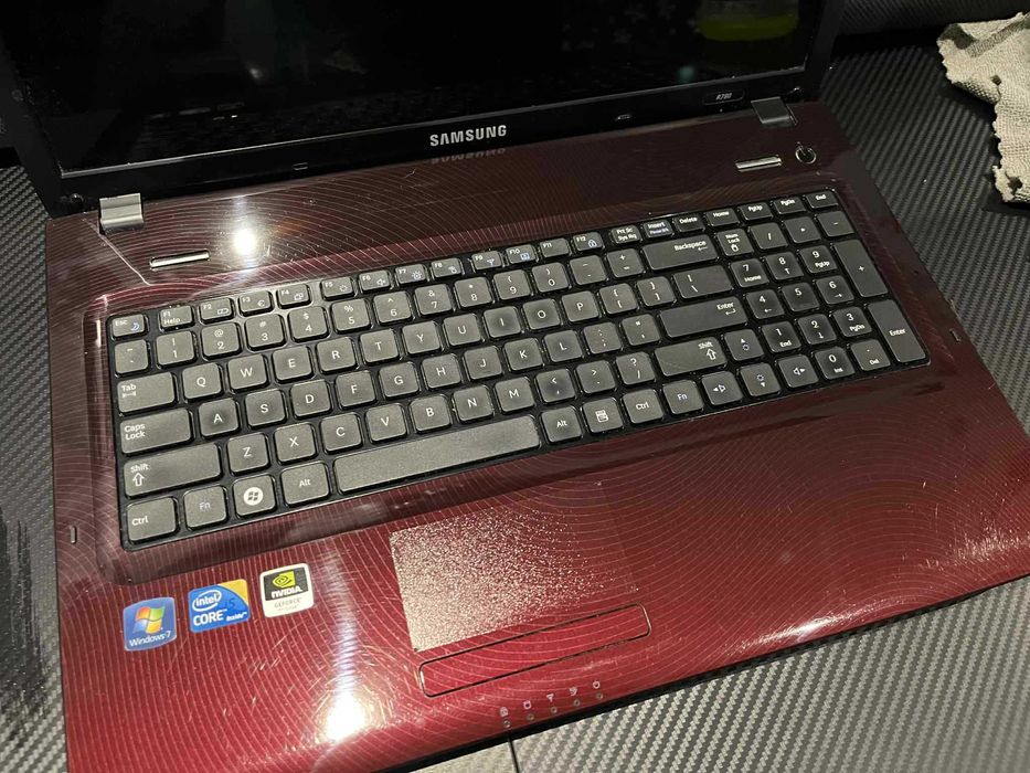 Laptop Samsung R780