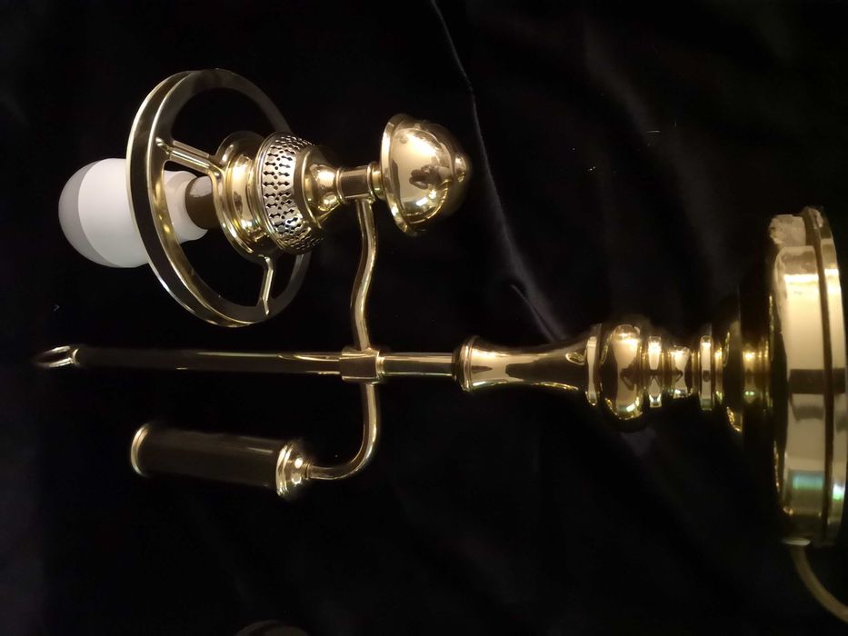 Dwie stare mosiężne lampy stołowe (cena za 2 sztuki)