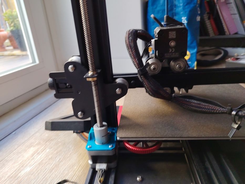 Creality Ender 3 v2 neo Impressora 3d com slipper, orange pi, Direct extruder, bed level sensor e isolamento de aquecimento