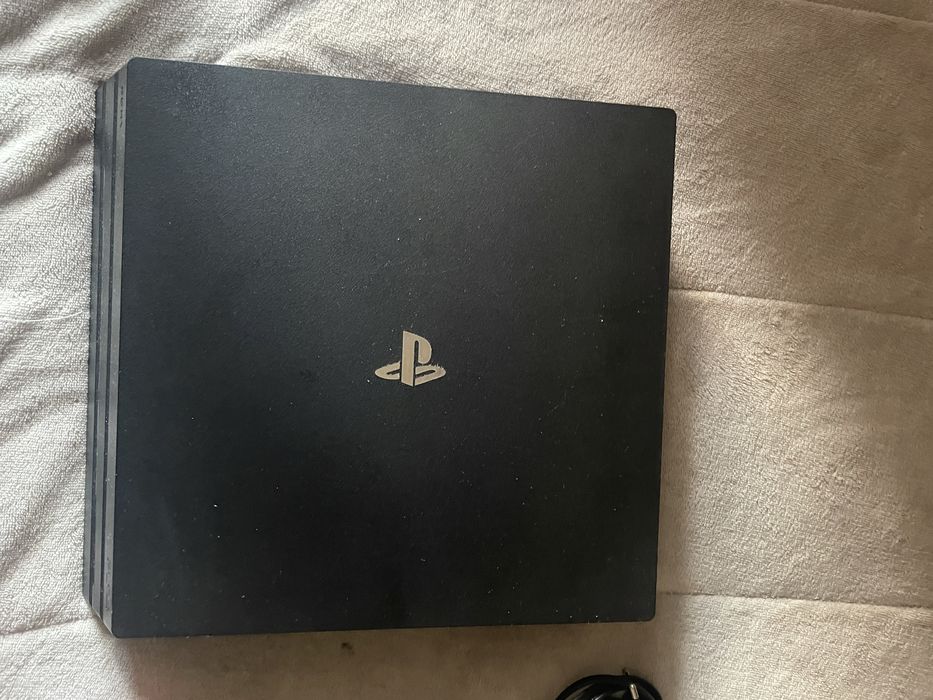 playstation 4 Pro 1 tb
