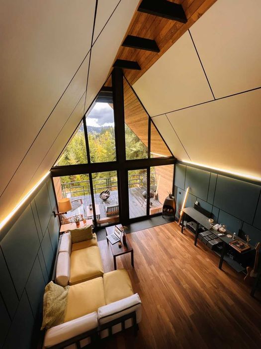 Здається будинок в Карпатах