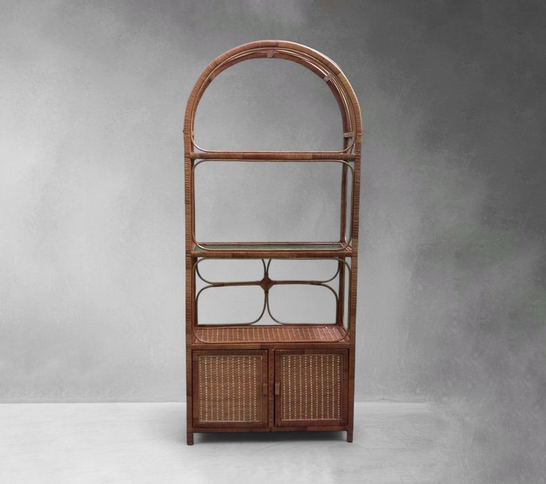 Estante Vintage dos Anos 60, em vime e vidro.