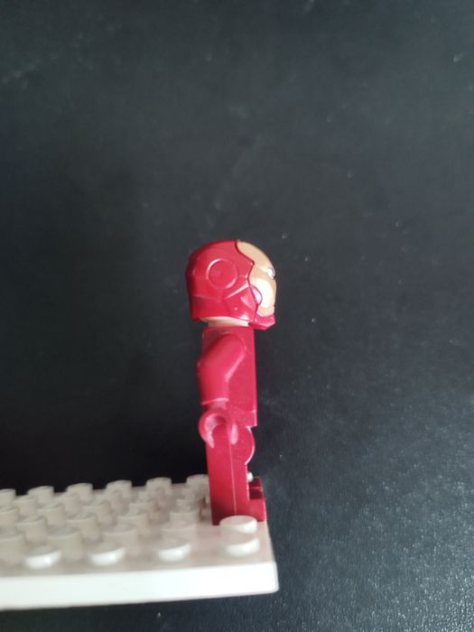 Lego Iron Man - Mark 46 Armor, Small Helmet Visor, Foot Repulsors