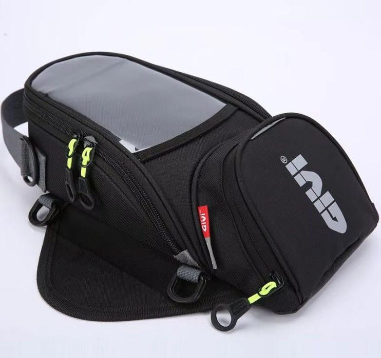 Мото сумка на бак з магнітами