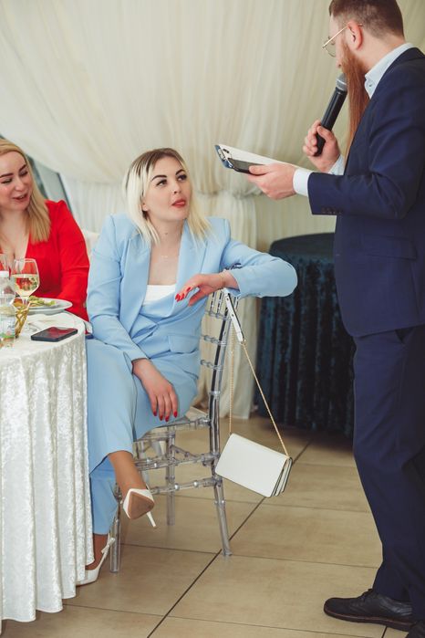 Зірковий ведучий та DJ з комплектом обладнання на Ваше свято!