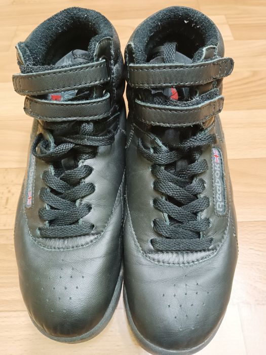 Жіночі шкіряні кросівки Reebok