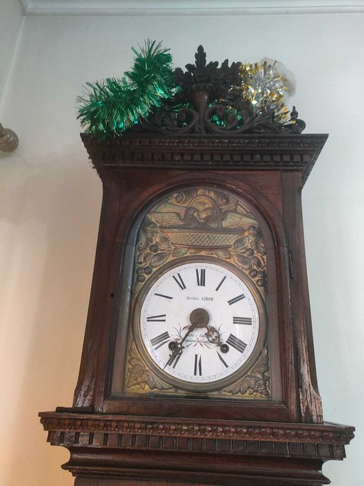 Relógio de pêndulo, pé alto, antigo, revisão feita, a funcionar bem