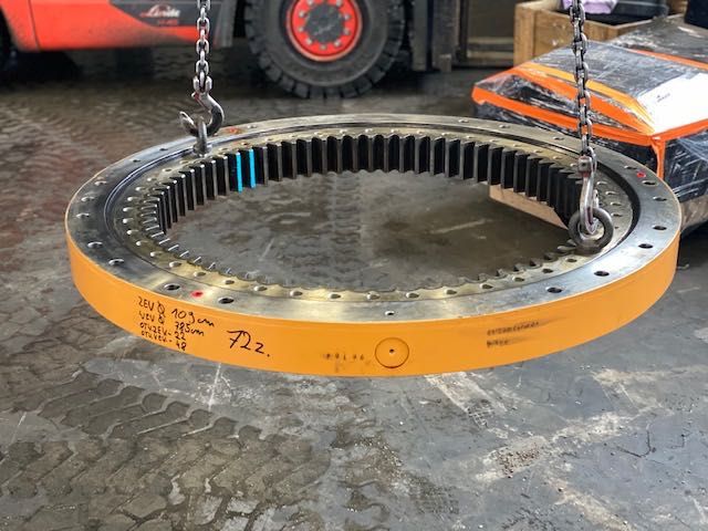 nowe łożysko duże 1090 mm średnica