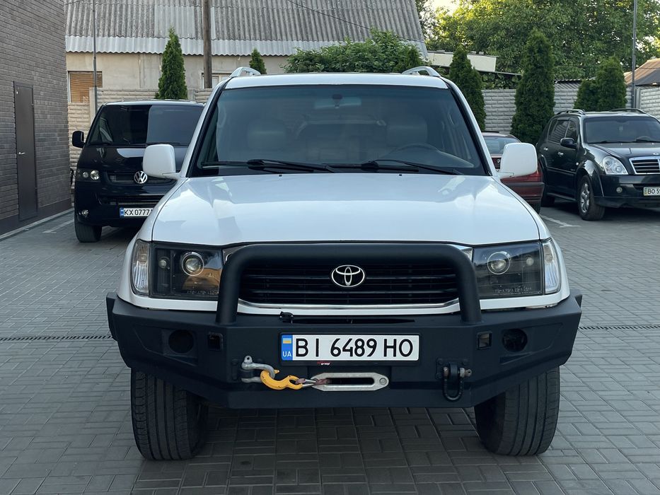 Toyota Land Cruiser 100