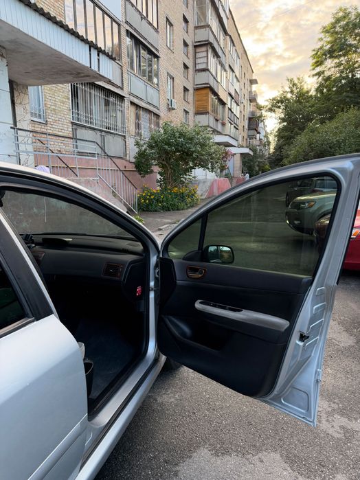 Продам Peugeot 207 2006 2.0