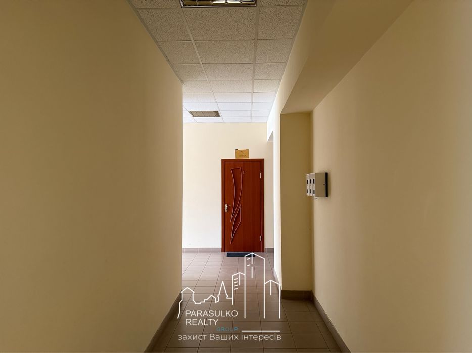 Продам окремо збудовану 3-и поверхову будівлю