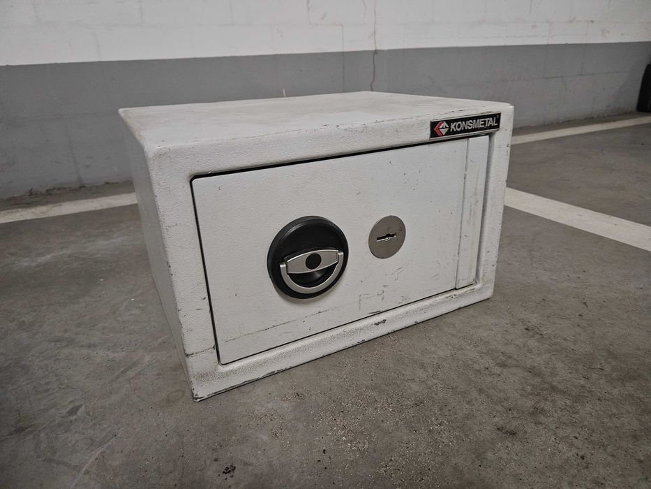 Sejf na broń Konsmetal SL26 Kl. 1 Wrocław