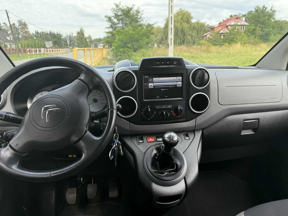 Sprzedam Citroen Berlingo 2015r