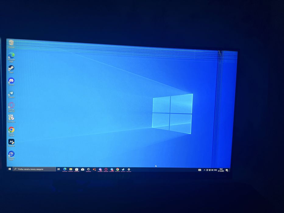 монітор samsung LF24T450F