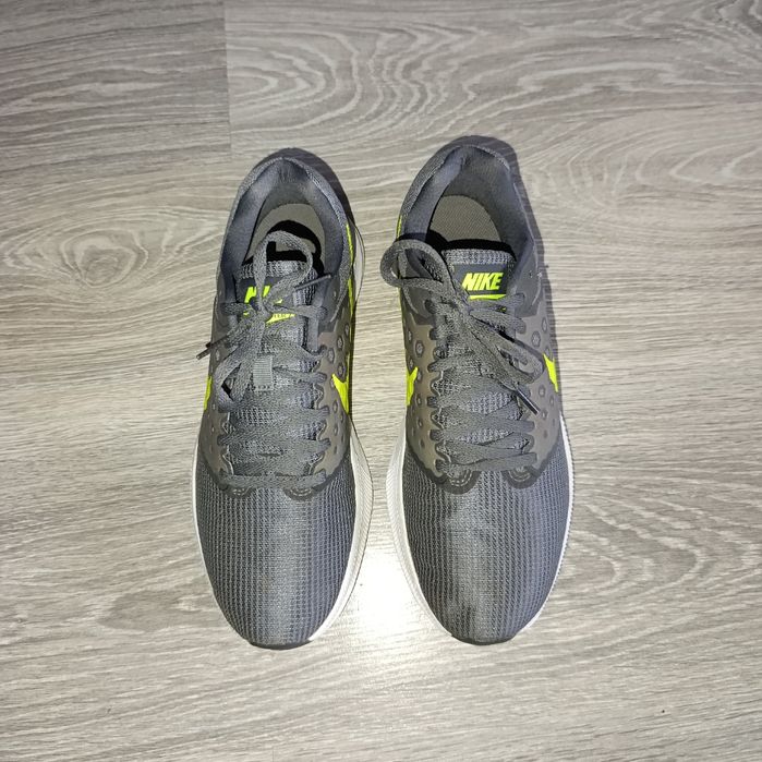 Чоловічі кросівки для бігу Nike Downshifter 7 852459-004