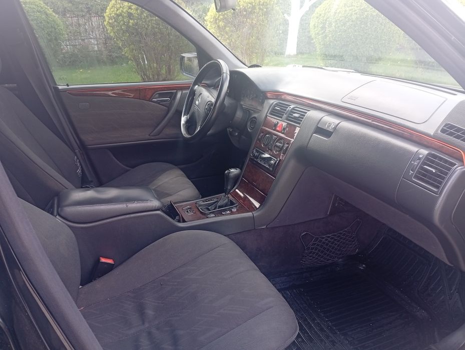 Mercedes W 210.  2,2 турбодизель