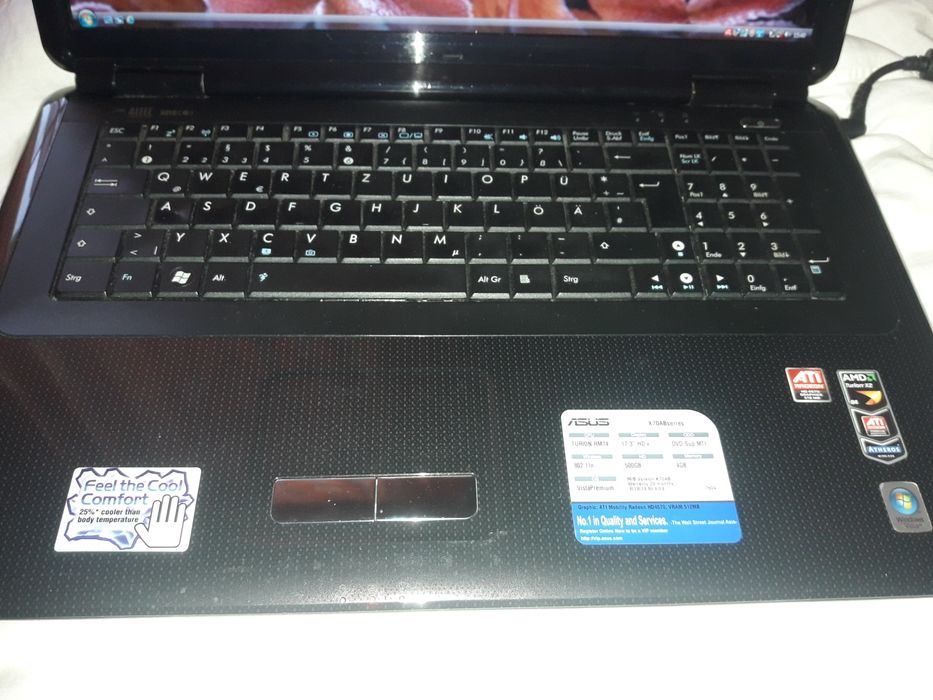 Ноутбук Асус. Asus K70AB