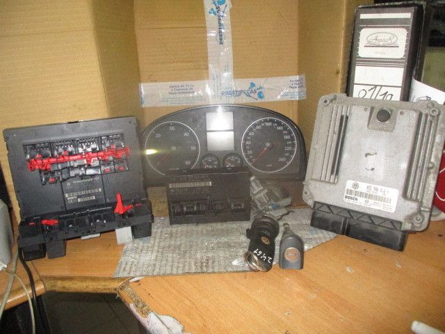 Centralina motor / ECU VOLKSWAGEN Touran (1T)