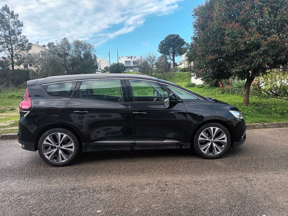 carro renault scenic