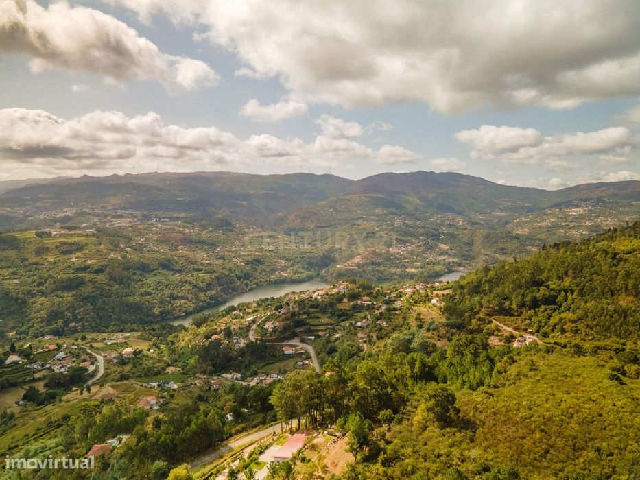 Terreno com vista Rio em Paços de Gaiolo, Marco de Canaveses — Penhalonga E Paços De Gaiolo, Porto