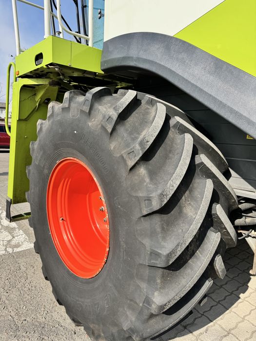 Claas Lexion 670