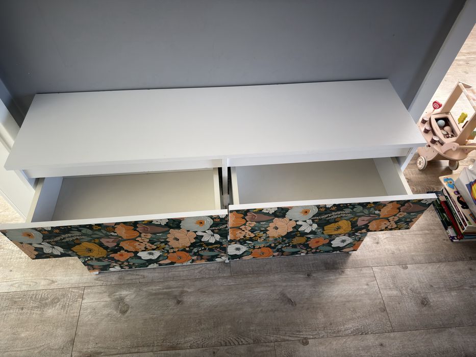 Komoda szafka  z szufladami