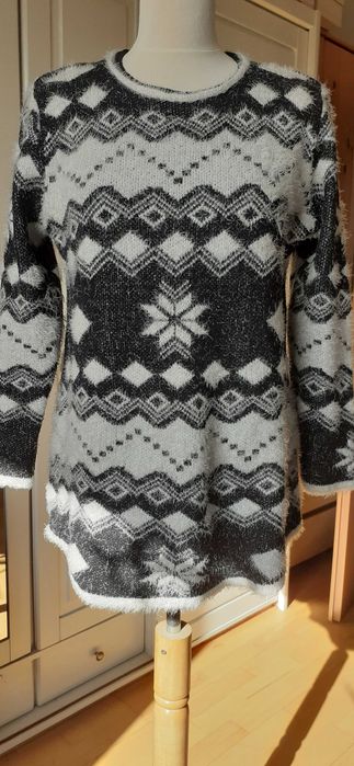 Czarno-biały sweter 42 44 ala alpaka