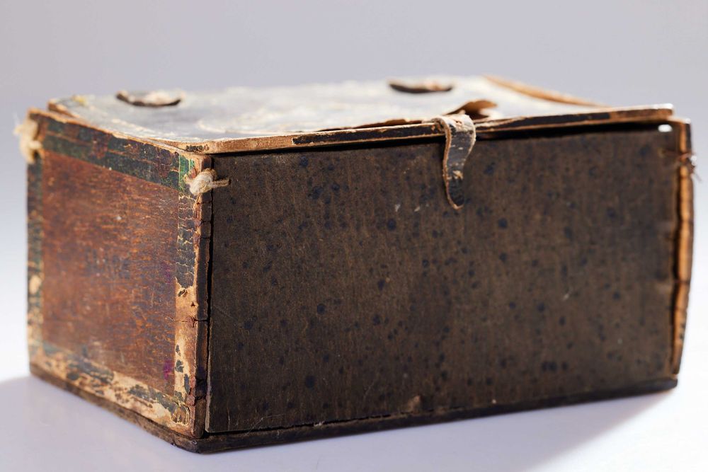 pudełko po cygarach marki Flor Fina Lumbori zabytkowe