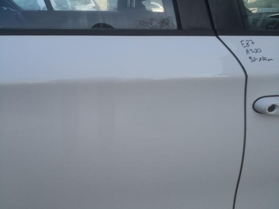 Drzwi prawe tylne BMW e87 alpinweiss A300 w kolor prawy tył oryginał