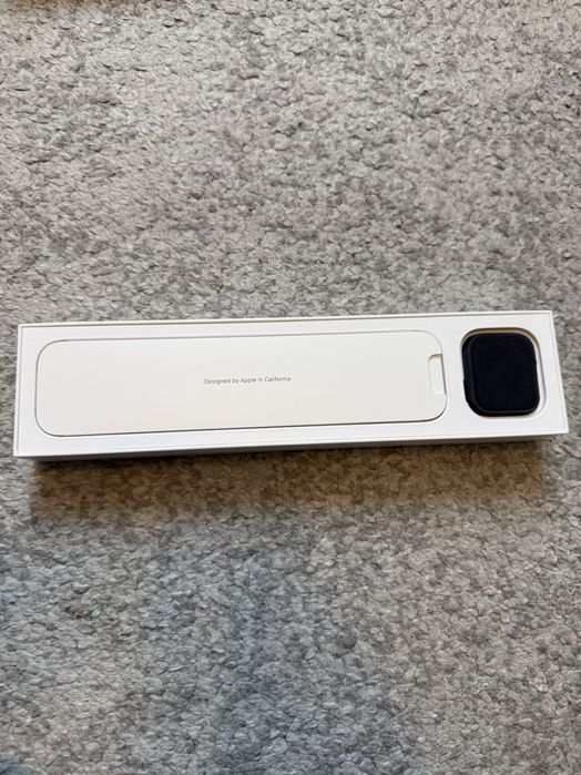 Apple Watch Series 4 44mm Space Gray + ремінець нейлоновий та плівка
