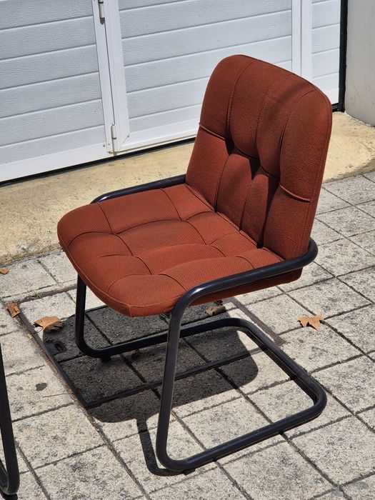 Par de cadeiras vintage em excelente estado – estilo Mid-Century / anos 70-80