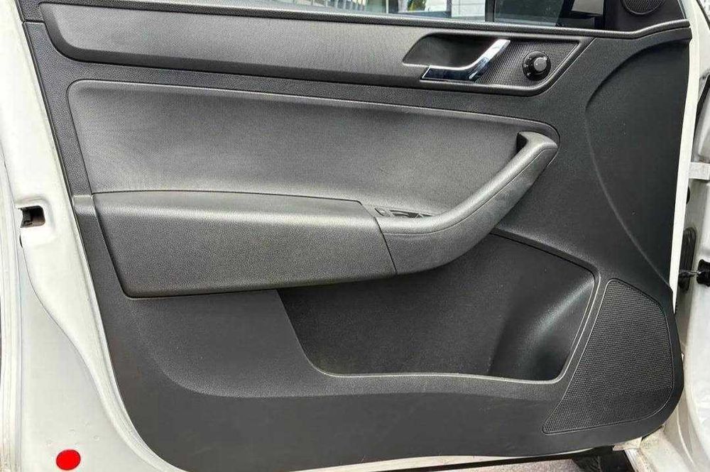 Skoda Rapid 1.6 MPI+гбо 2014 рідна фарба