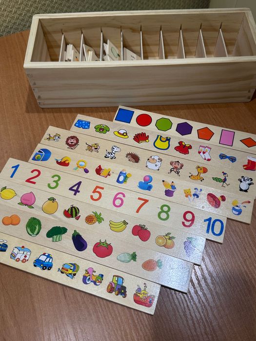 Набір Монтессорі, сортер, класифікатор знань (тварини, цифри, фрукти)