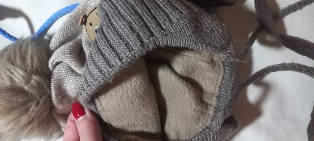 Теплі дитячі шапочки