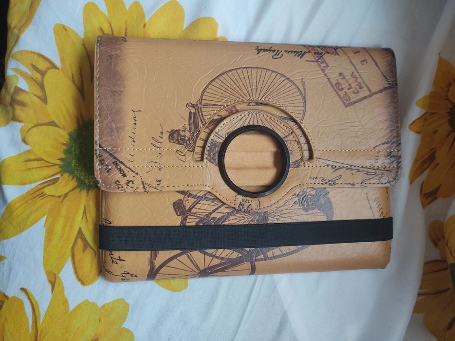 Чехол на планшет