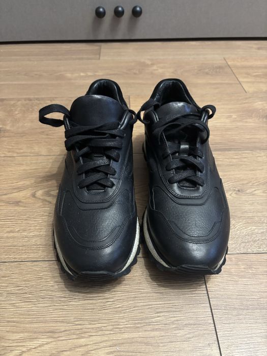 Кожанные кроссовки