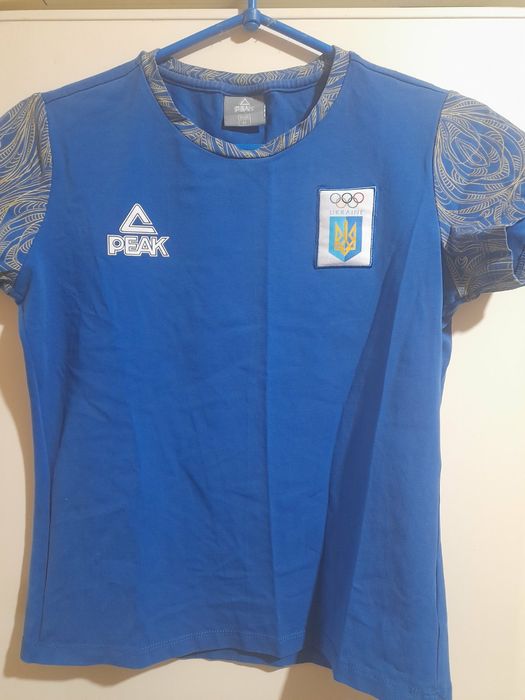 Футболки фірми PEAK