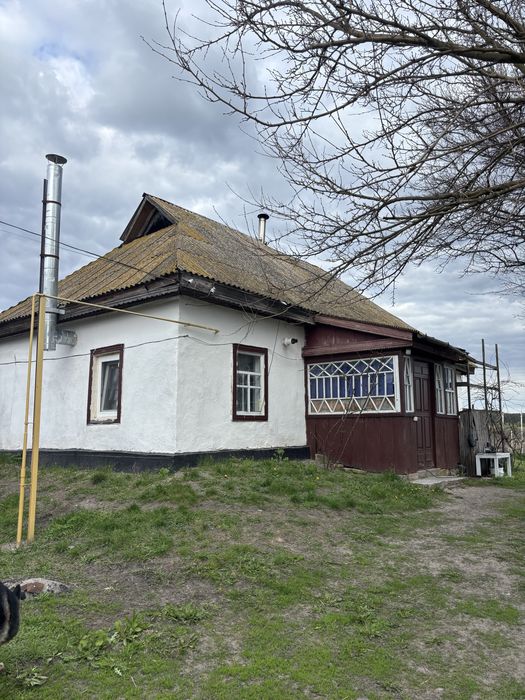 Продається будинок у селі Хацьки